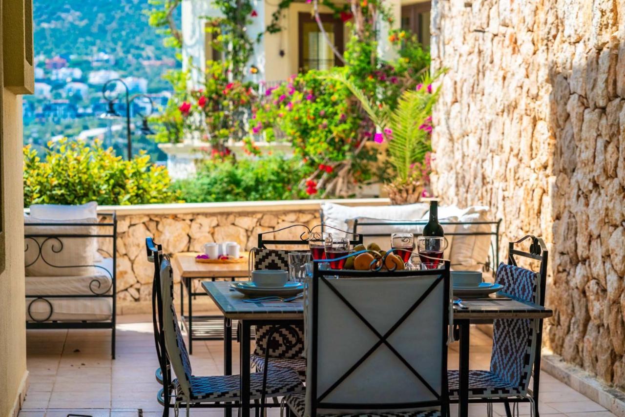 Azure Apartment With Sea View In Kalkan Eksteriør billede