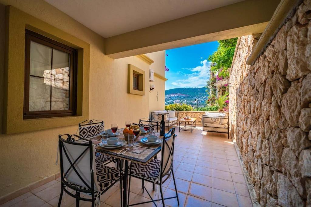Azure Apartment With Sea View In Kalkan Eksteriør billede
