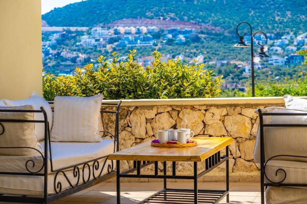 Azure Apartment With Sea View In Kalkan Eksteriør billede